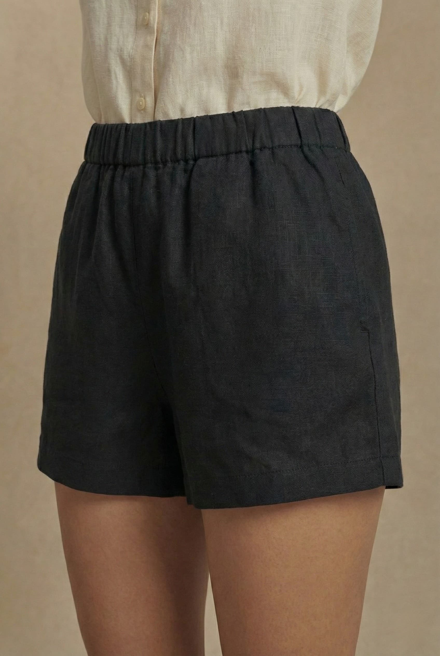 Obsidian Ease Shorts